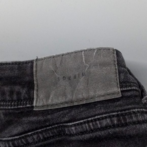 H&M Denim Black straight leg, Skinny jeans - Picture 4 of 12